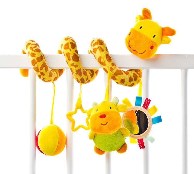 26321 GIRAFFE SPRĘŻYNKA EDUKACYJNA Z GRZECHOTKĄ ŻYRAFA