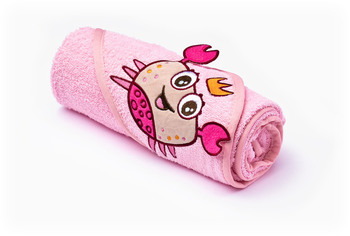 22910 (33507) OKRYCIE KĄP. Z APLIKACJĄ 3D 76x76 PINK